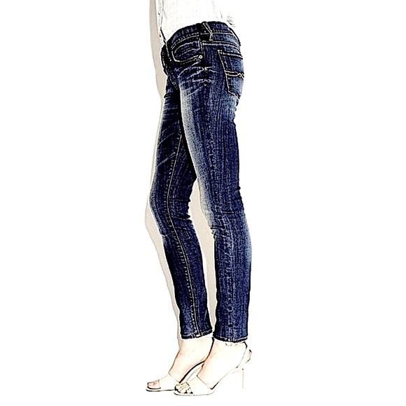 Lucky Brand Charlie Skinny Jeans. NWT Size 2/26 30” - Picture 3 of 14